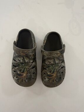 Kids Camouflage Waterproof Clogs